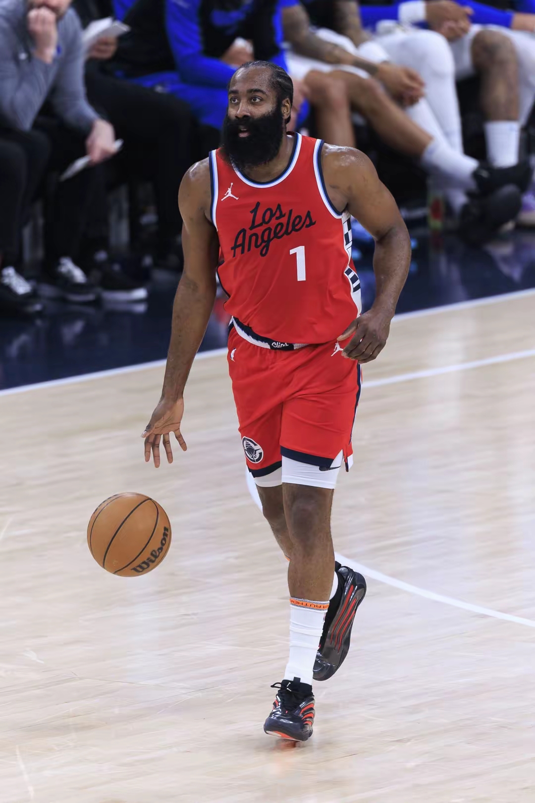 AYX 在线博彩平台 哈登连续32场30+ 