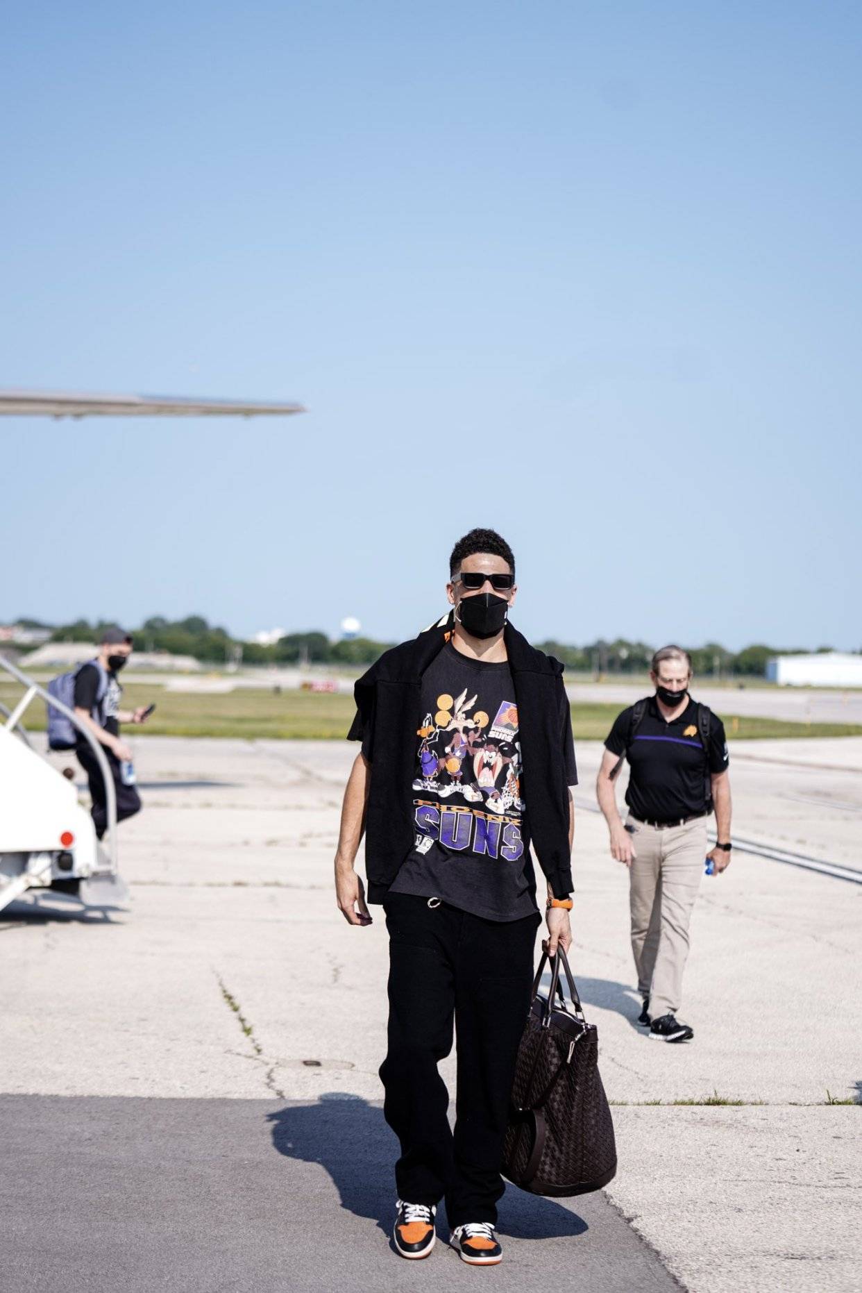 AYX 中国官网密尔沃基雄鹿内部会议纪要流出——今夜远射贴柱；全明星赛使命明确；医务组通报恢复的简单介绍